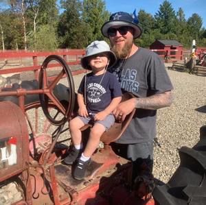 Meet your Posher, Emery